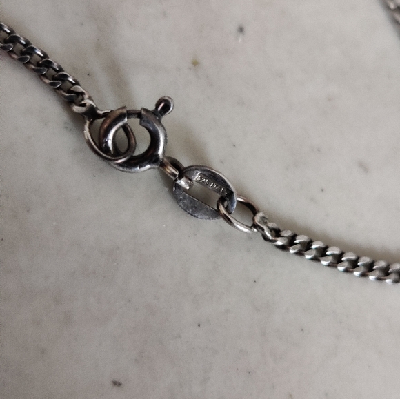 Vintage Baltic Amber Insect / Fly Pendant - Picture 11 of 16